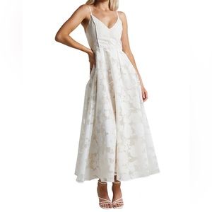 Showpo NWT Philine Plunge Fit and Flare Midi Dress White Size 10